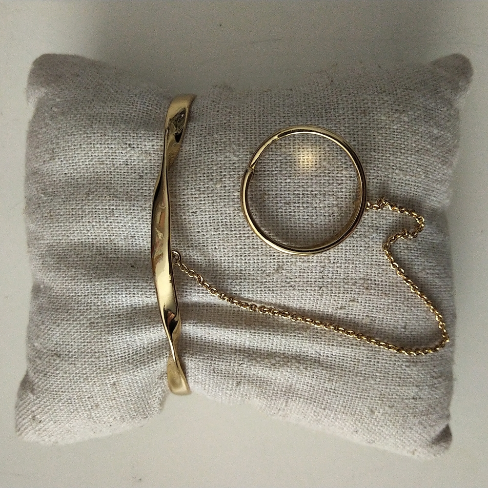 Stella & Dot Bridge Bracelet (w attached ring)